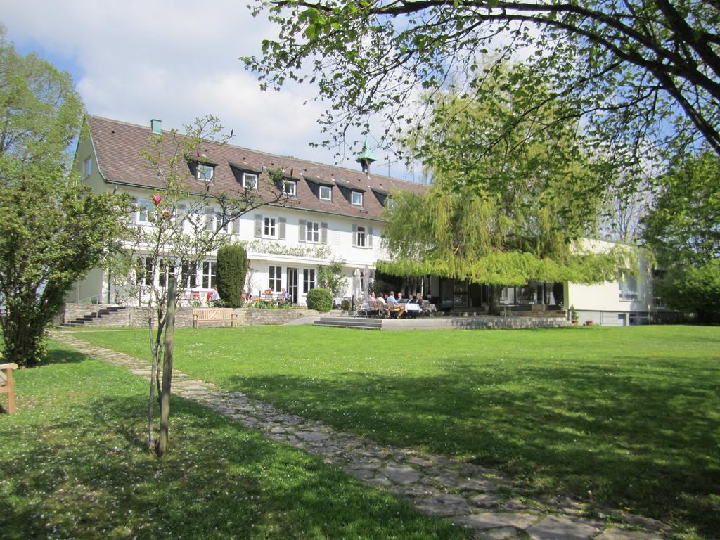 Hotel Landgut Burg Gmbh Weinstadt Exterior photo